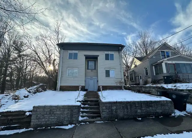 Property at 740 Fern St Unit 4, Akron, OH, 44307, 3 beds, 1 bath, [object Object]