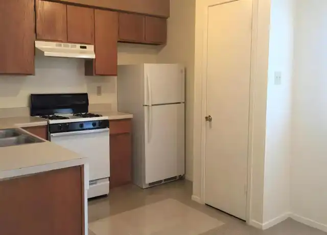 Property at 9809 Roxanna Dr, Austin, TX, 78748, 2 beds, 1 bath, [object Object]