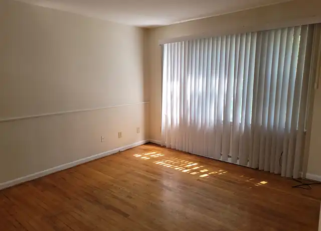 Property at 898 Hendrick St Unit 5, Culpeper, VA, 22701, 2 beds, 1.5 baths, [object Object]
