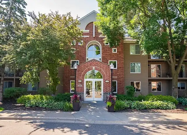 Property at Park Glen Apartments - 4501 Park Glen Rd, St Louis Park, MN, 55416, 0-1 beds, 1 bath, [object Object]