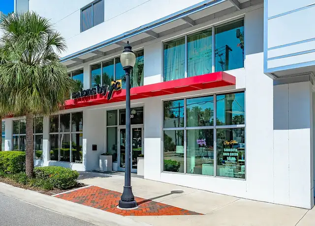 Photo of 1415 2nd St, Sarasota, FL 34236