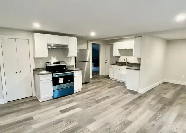 Property at 16 Crompton St Unit 2L, Worcester, MA, 01610, 2 beds, 1 bath, [object Object]