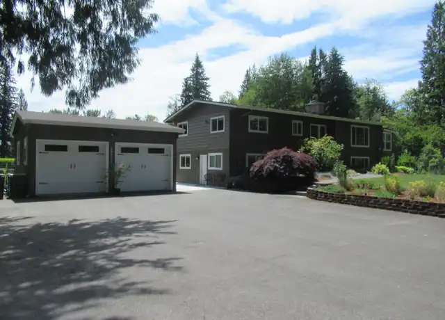 Property at 24811 SE 200th St, Maple Valley, WA, 98038, 4 beds, 2 baths, [object Object]