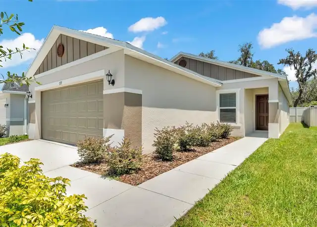 Property at 727 Chestnut Ln, Auburndale, FL, 33823, 4 beds, 2 baths, [object Object]