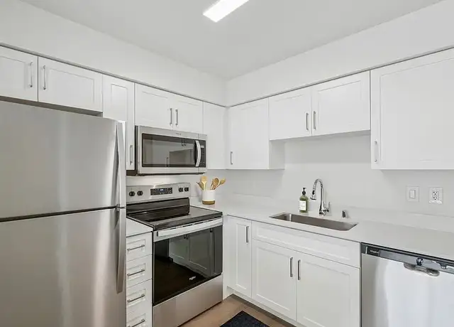 Photo of 1445 Treat Blvd, Walnut Creek, CA 94597
