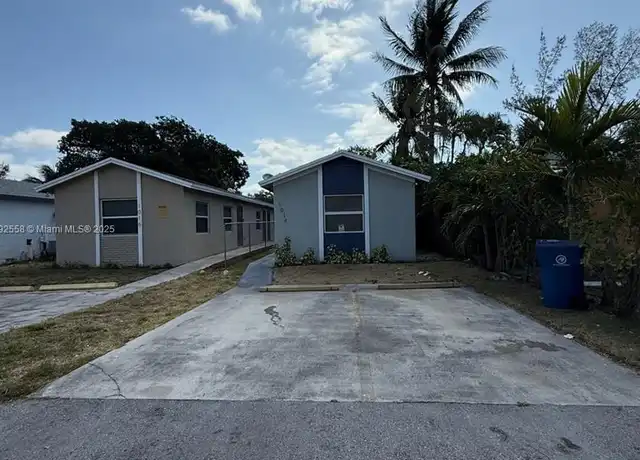 Property at 1014 NW 6th Ave Unit 1-2, Fort Lauderdale, FL, 33311, 2 beds, 2 baths, [object Object]