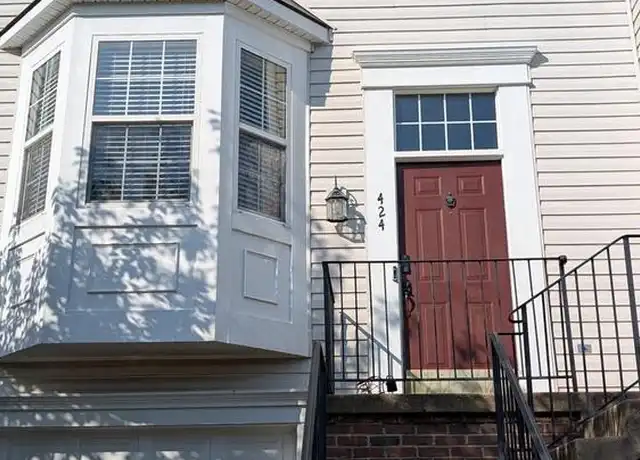 Property at 424 Lilac Ter NE, Leesburg, VA, 20176, 3 beds, 2.5 baths, [object Object]