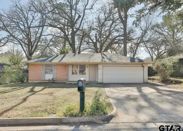 Property at 2811 Amy Ln, Tyler, TX, 75701, 3 beds, 2 baths, [object Object]