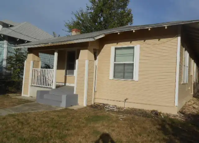 Property at 414 N Pine St, San Antonio, TX, 78202, 3 beds, 1 bath, [object Object]