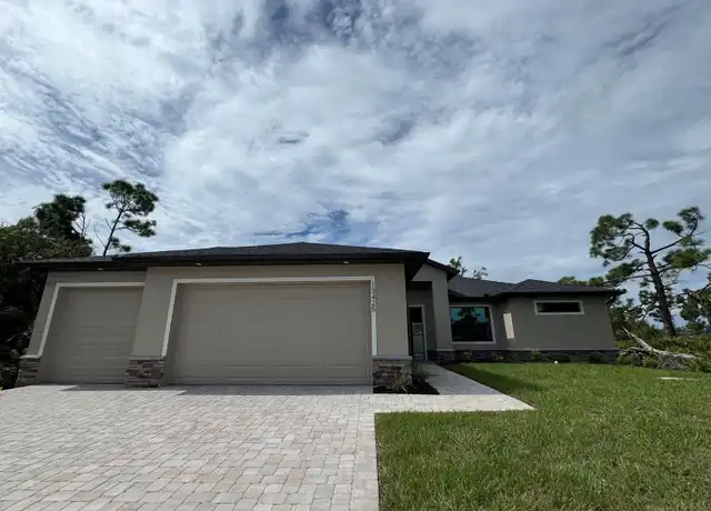 Property at 13425 Yager Ln, Port Charlotte, FL, 33981, 4 beds, 2 baths, [object Object]