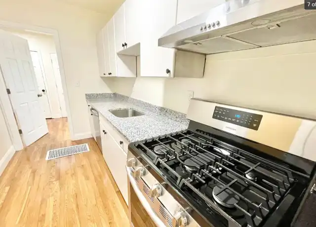 Property at 523 E 3rd St, South Boston, MA, 02127, 3 beds, 1 bath, [object Object]