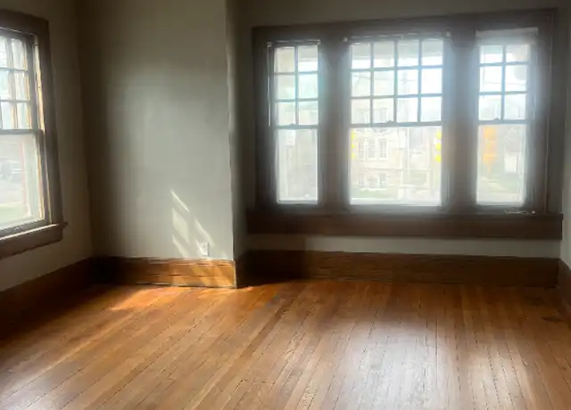 Property at 283 Park Ave W Unit 4, Mansfield, OH, 44902, 3 beds, 1 bath, [object Object]