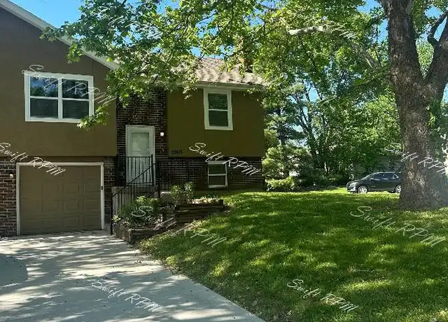 Property at 13415 W 60th St Unit 1, Shawnee, KS, 66216, 3 beds, 2 baths, [object Object]