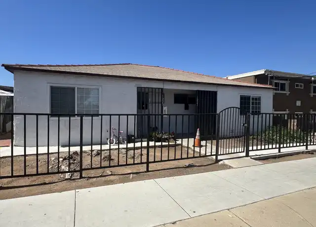 Property at 1227 E 18th St, National City, CA, 91950, 2 beds, 1 bath, [object Object]