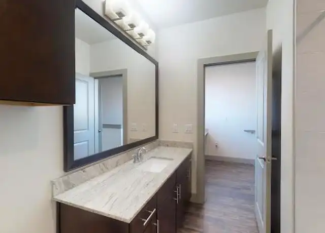 Property at 3211 Scotch Creek Rd, Irving, TX, 75063, 2 beds, 3 baths, [object Object]