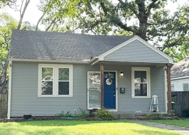 Property at 501 Booker St, Little Rock, AR, 72205, 2 beds, 1 bath, [object Object]