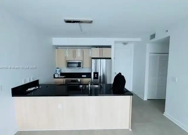 Property at 1111 SW 1st Ave, Miami, FL, 33130, 1 bed, 1 bath, [object Object]