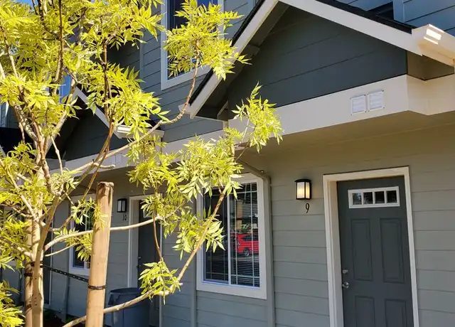Property at 26 Owosso Dr Unit 06, Eugene, OR, 97404, 2 beds, 1.5 baths, [object Object]