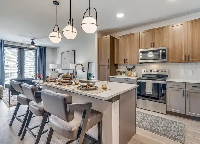Property at Lenox Cooper - 2811 S Cooper St, Arlington, TX, 76015, 0-2 beds, 1-2 bath, [object Object]