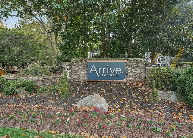 Photo of 100 Autumn Ridge Trl, Roswell, GA 30076