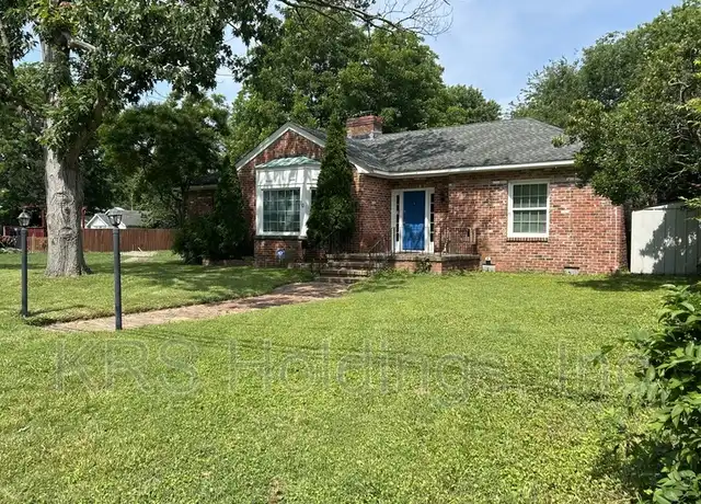 Property at 10 N Boxwood St, Hampton, VA, 23669, 3 beds, 2 baths, [object Object]