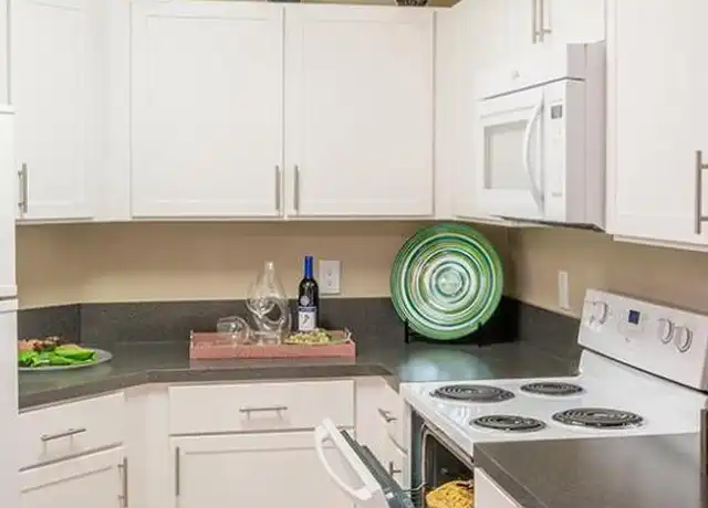 Property at 220 Savannah Lakes Dr, Boynton Beach, FL, 33436, 2 beds, 2 baths, [object Object]