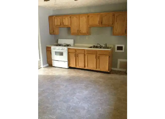 Property at 1920 Iroquois Trl, Lafayette, IN, 47909, 3 beds, 1 bath, [object Object]