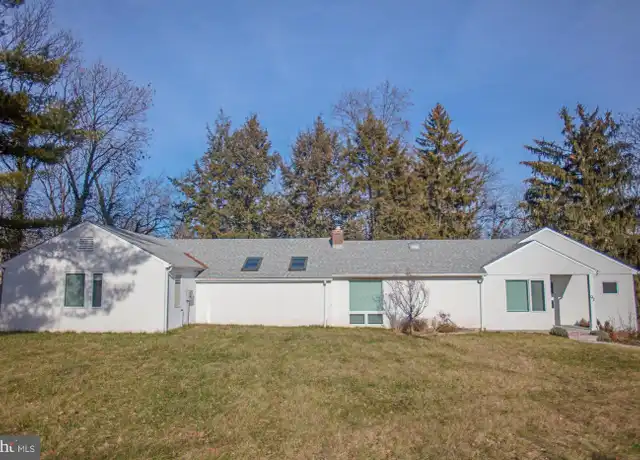 Property at 92 Overbrook Dr, Princeton, NJ, 08540, 4 beds, 3.5 baths, [object Object]