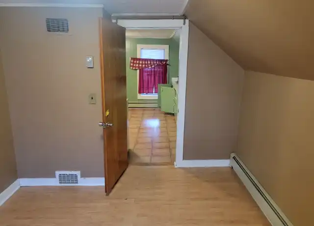 Property at 900 Main St unit Unit 2, Berlin, NH, 03570, 2 beds, 1 bath, [object Object]