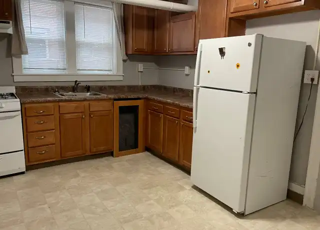 Property at 271 S Allen St Unit 7, Albany, NY, 12208, 1 bed, 1 bath, [object Object]