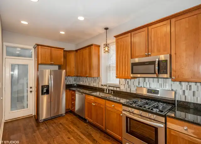 Property at 6320 N Paulina St #1, Chicago, IL, 60660, 3 beds, 1 bath, [object Object]