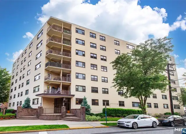 Property at 25 Grand Ave Unit 4E, Hackensack, NJ, 07601, 2 beds, 1 bath, [object Object]