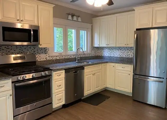 Property at 30-32 Burton St Unit 32, Brighton, MA, 02135, 4 beds, 2 baths, [object Object]
