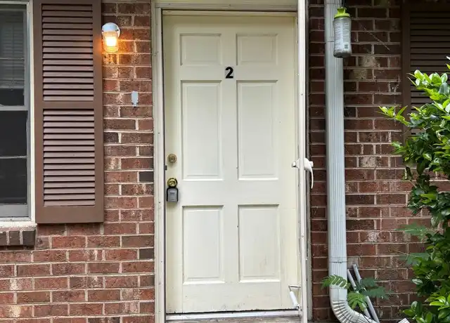Property at 200 W Poplar Ave Unit 2, Carrboro, NC, 27510, 2 beds, 1 bath, [object Object]