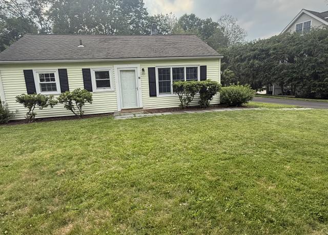 Photo of 14 Circle Dr, Greenwich, CT 06830