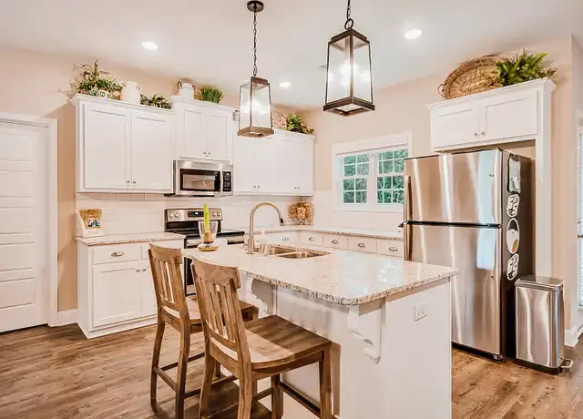 Property at 35 Grove Cir, Statesboro, GA, 30458, 3 beds, 2 baths, [object Object]