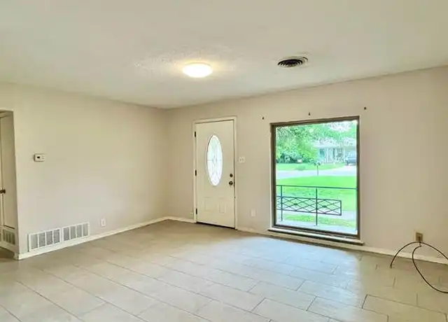 Property at 2614 Denison St, Denton, TX, 76201, 2 beds, 1 bath, [object Object]