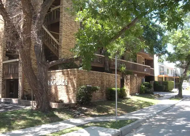 Property at 612 Park Pl #305, Austin, TX, 78705, 2 beds, 1 bath, [object Object]