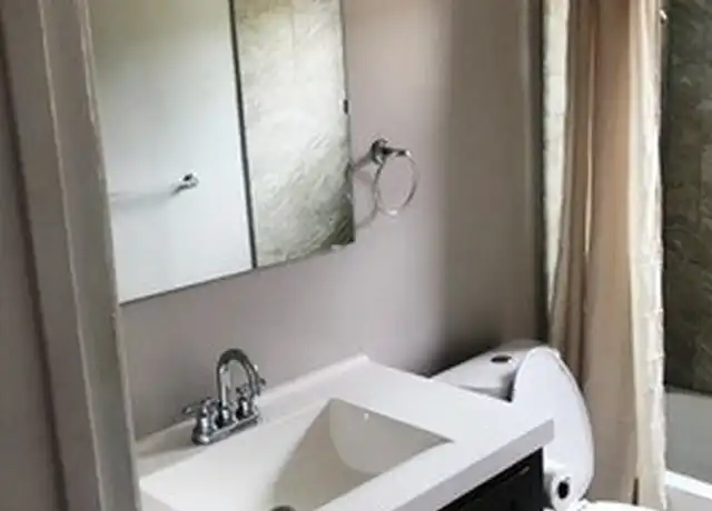 Property at 4525 Santa Rosalia Dr Unit 09, Los Angeles, CA, 90008, 1 bed, 1 bath, [object Object]