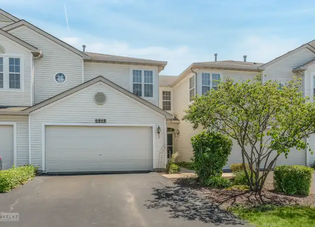 Property at 2525 Looking Glass Ct, Aurora, IL, 60502, 2 beds, 3 baths, [object Object]