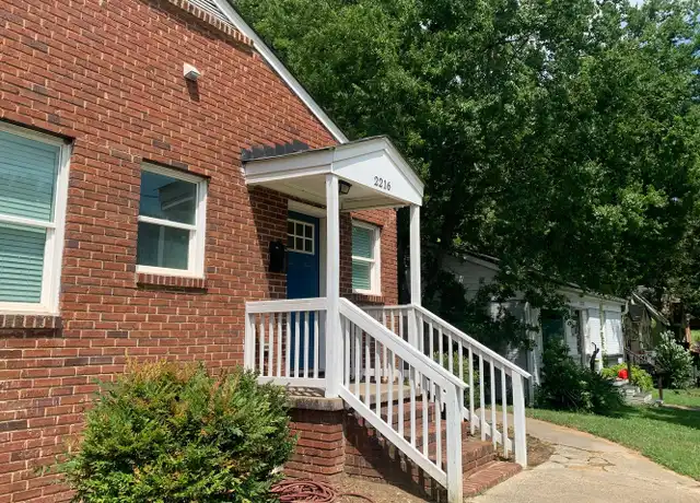 Property at 2216 Rozzelles Ferry Rd, Charlotte, NC, 28208, 2 beds, 1 bath, [object Object]