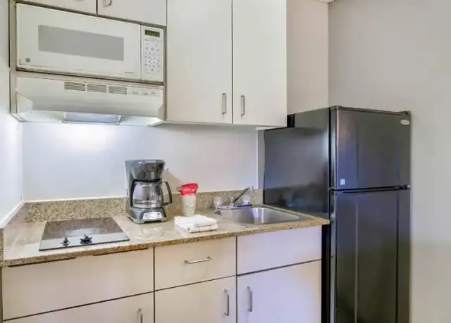Property at 4909 S Wendler Dr Unit B202, Tempe, AZ, 85282, 1 bed, 1 bath, [object Object]