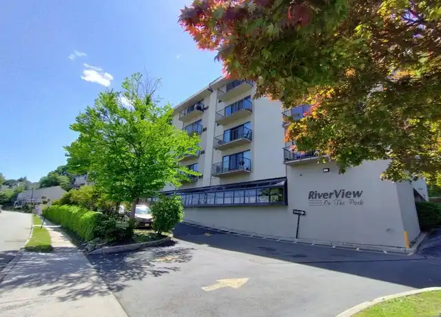 Property at 1150 River Rd Unit 3G, Edgewater, NJ, 07020, 2 beds, 2 baths, [object Object]
