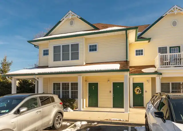 Property at 975 Main St Unit 14, Farmingdale, NY, 11735, 2 beds, 2 baths, [object Object]