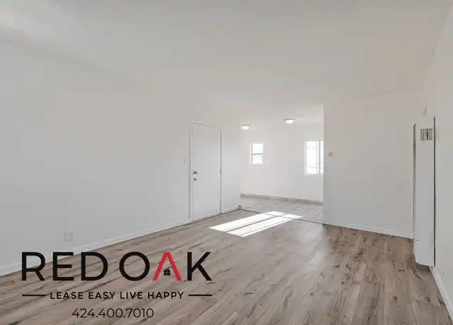 Property at 850 W 83rd St Unit 4, Los Angeles, CA, 90044, 4 beds, 2 baths, [object Object]