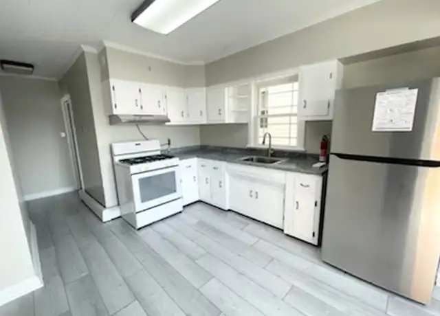 Property at 87-89 Avenue C, Bayonne, NJ, 07002, 1 bed, 1 bath, [object Object]