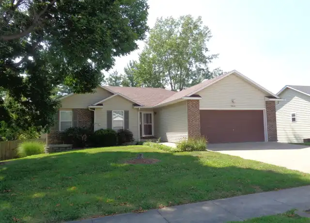 Property at 3801 Blue Cedar Ln, Columbia, MO, 65203, 4 beds, 3 baths, [object Object]
