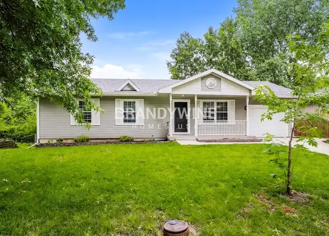 Property at 1402 Rose St, Kearney, MO, 64060, 3 beds, 2 baths, [object Object]