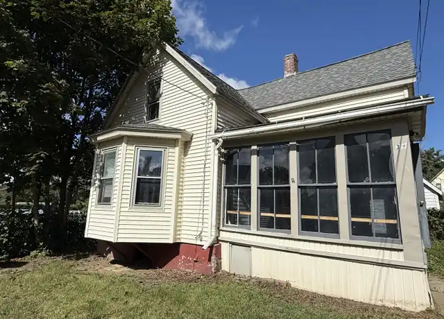 Property at 3 Pearl ST, Johnstow-C, NY, 12995, 2 beds, 1 bath, [object Object]