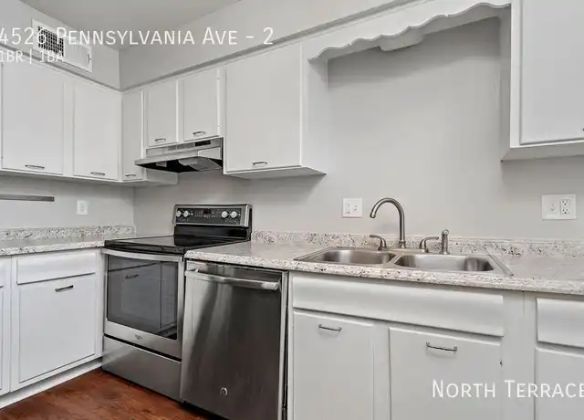 Property at 4526 Pennsylvania Ave Unit 2, Kansas City, MO, 64111, 1 bed, 1 bath, [object Object]